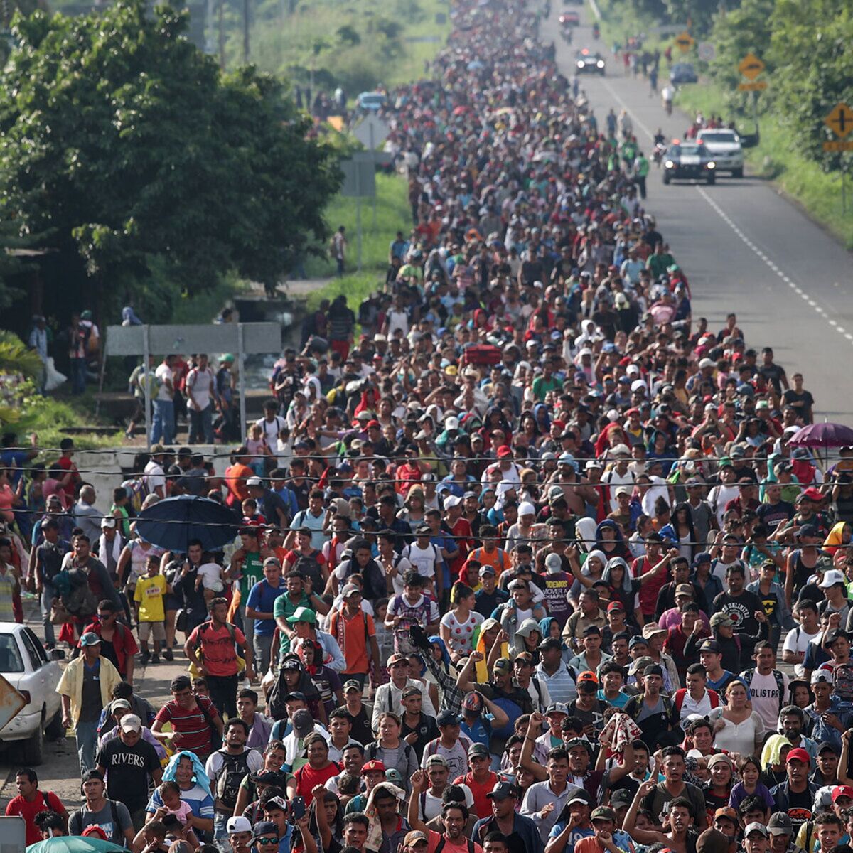 So ar con Caravana de personas. Significado sue o Caravana de